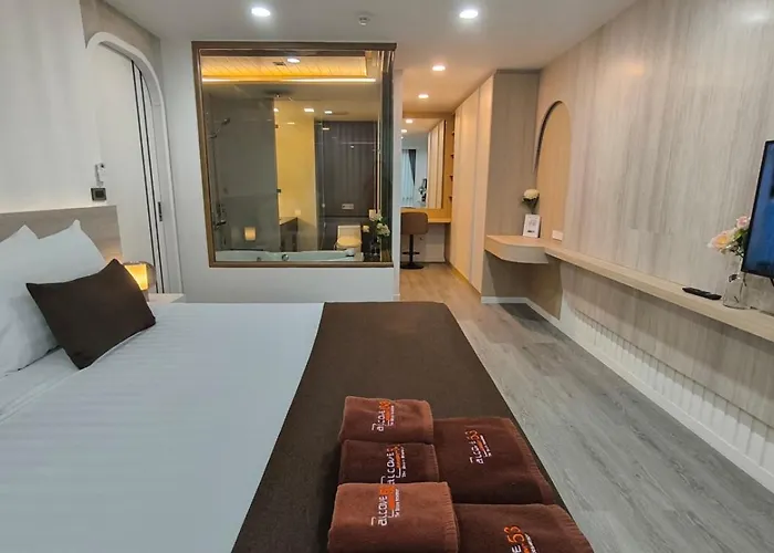 Alcove 53 4*